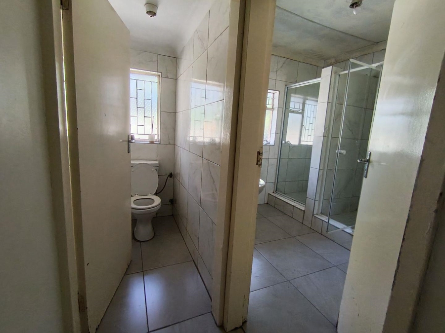 17 Bedroom Property for Sale in Universitas Free State